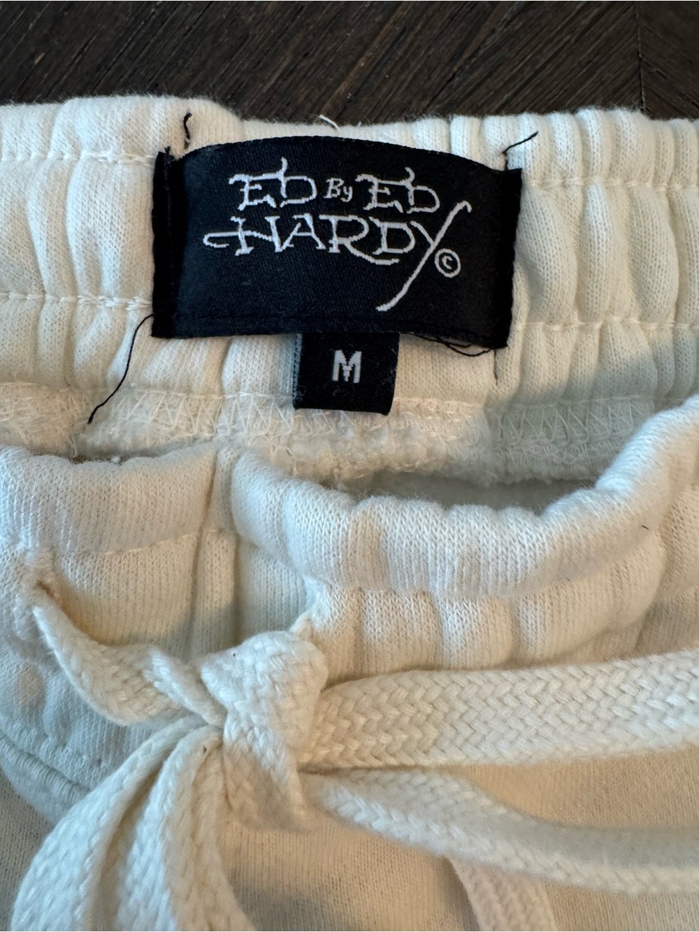 Ed Hardy Designs Men’s MED Fleece Shorts. Panther & Snake. Off-white. NWT - Picture 3 of 6